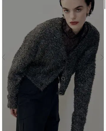 Ameri GLITTER SHORT KNIT CARDIGAN 블랙