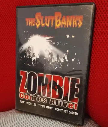 THE SLUT BANKS 사령소생 ZOMBIE COMES ALIVE!