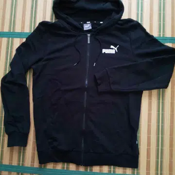 PUMA 블랙 집업 후드티