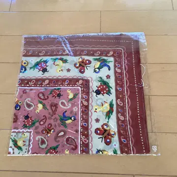페일러 하이지 페이즐리 반다나 핑크