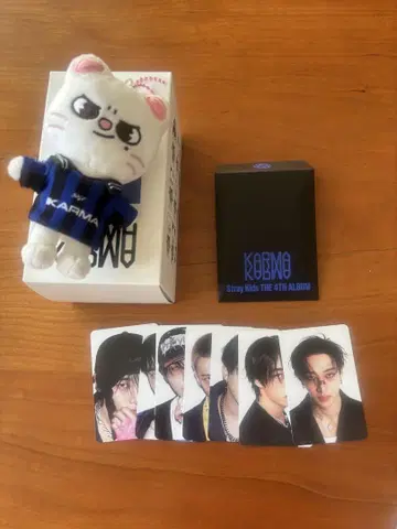 Stray Kids 지니렛 KARMA SKZOO반 마스코트 키링