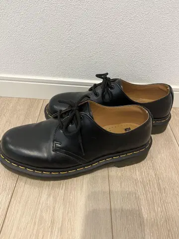 닥터 마틴 블랙 레이스업 슈즈 25cm