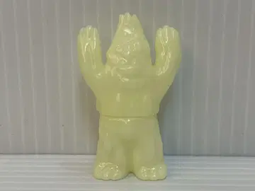 RAMPAGE TOYS 란페지토이즈 축광 성형 한정판 소프트 비닐