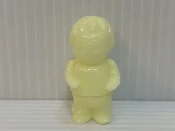 RAMPAGE TOYS 램페이지토이즈 shop boy 축광 성형 한정판