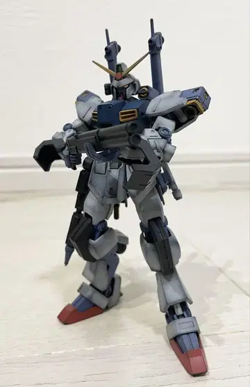 1/144 HG D 건담 퍼스트 프라모델 (완제품)
