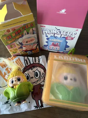 LABUBU 러브러브 wacky mart CORN 쫀득쫀득 참