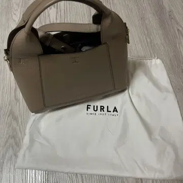 훌라 FURLA GILDA 토트백 숄더백