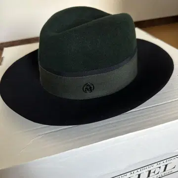 울 펠트 햇 그린과 블랙 택 포함