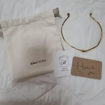 Akari H chic 골드 초커 corne choker