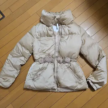 ElisabettaFranCHI 베이지 다운 자켓 컨디션 최상