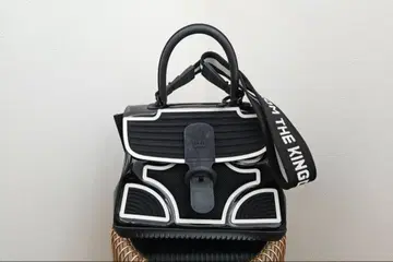 [ 새상품급 한정판 모델 ] DELVAUX 델보 브리옹 MM 챔피온 백