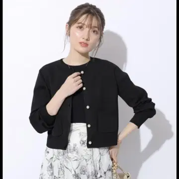 블랙 버튼 크롭 가디건