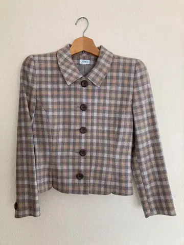 FOXEY 체크 무늬 테일러드 자켓 38 작음
