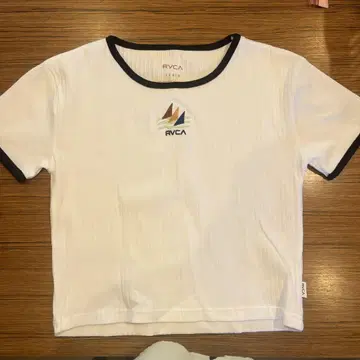 RVCA 리브 소재 화이트 T셔츠