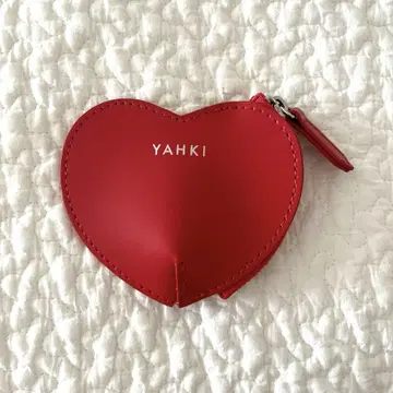 [새상품급] YAHKI 하트형 코인 케이스 레드