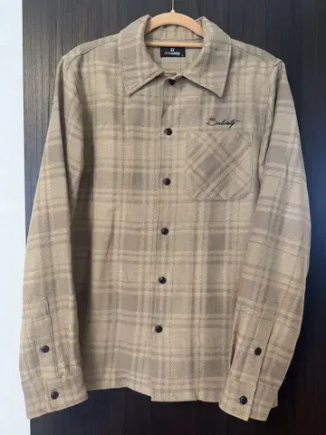 Subciety 체크 무늬 긴팔 셔츠 M 사이즈