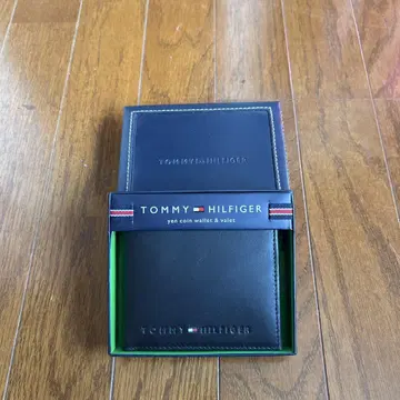 TOMMY HILFIGER 접이식 지갑 블랙
