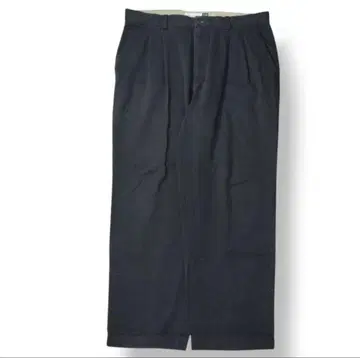 2000s [ GAP ] 2 tuck chino pants