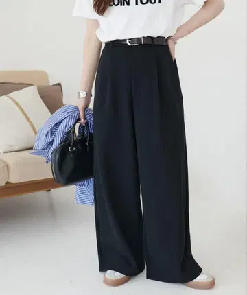 DISCOAT 깔끔 스타일 와이드 팬츠 블랙