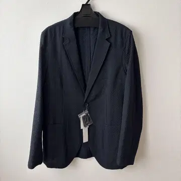 네이비 체크 무늬 테일러드 자켓