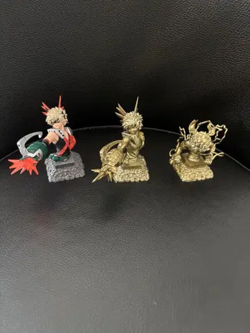 나의 히어로 아카데미아 바쿠고 카츠키 미도리야 이즈쿠 피규어