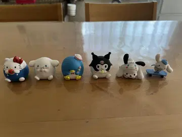 산리오를 너무 많이 먹어버려서 가챠가챠 캡슐 토이 시나몬