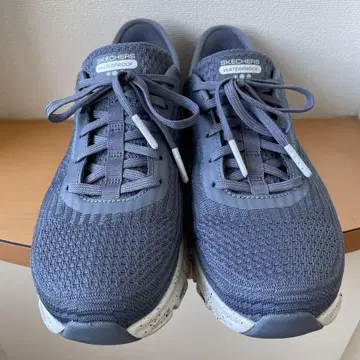 SKECHERS 방수 메쉬 스니커즈 블루