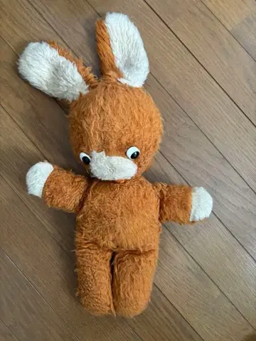 오렌지 컬러 토끼형 봉제 인형