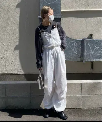 HELLO.SANFRANCISCO 오버 레이스 뷔스티에 & 와이드 팬츠