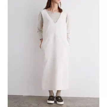 마드모아젤 로페 v넥 오버롤 스커트