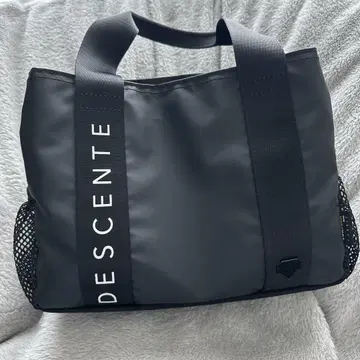 DESCENTE 블랙 토트백