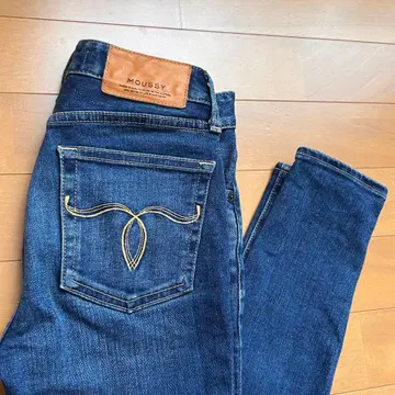 새상품급 MOUSSY 스키니 데님 블루 23인치 XS