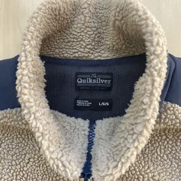 Quiksilver 플리스 자켓 베이지 네이비