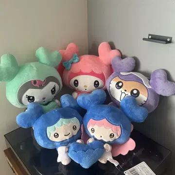 TWICE LOVELYS x SANRIO CHARACTERS 4종 세트