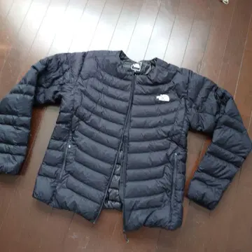 The North Face 블랙 다운 자켓