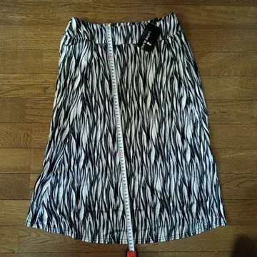 미사용 LAPINE BLANCHE 스커트 M