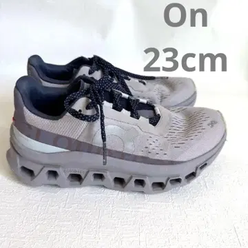 On Cloudmonster 23cm