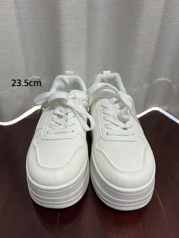 통굽 스니커즈 화이트 23.5cm