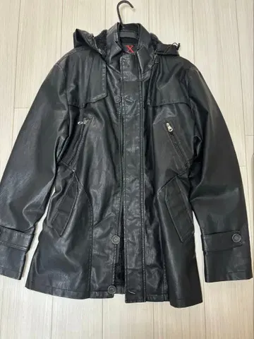 블랙 가죽 후드 자켓