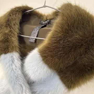 ZARA 퍼 숄 카키 블루 그레이 새상품급