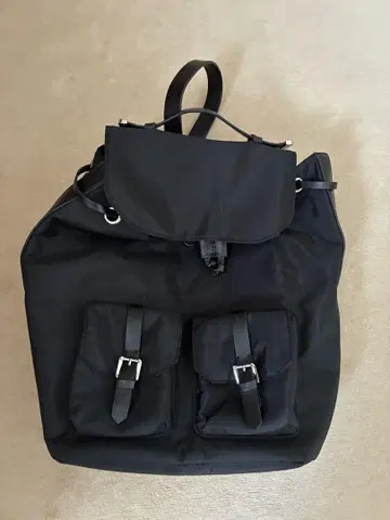ZARA 블랙 백팩 백팩 자라