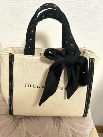 JILL by JILL STUART 트리밍 핸들 백
