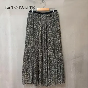La TOTALITE 라토타리테 작은 꽃 프린트 플리츠 스커트
