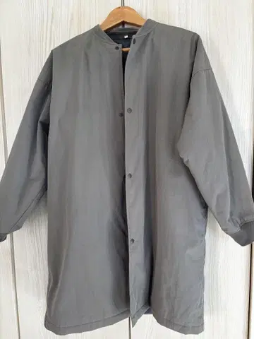 무인양품 그레이 패딩 자켓 M-L 사이즈