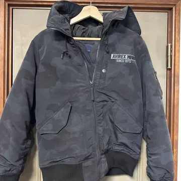 AVIREX MA-1 자켓 블랙 카모플라쥬 L
