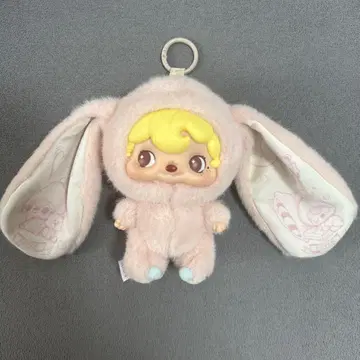 토끼 귀 달린 봉제 인형 키링