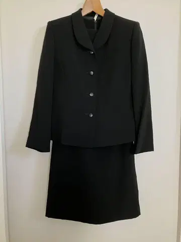 새상품급 예복 상복 이긴 블랙스 슈트 13AR 13호 여성용