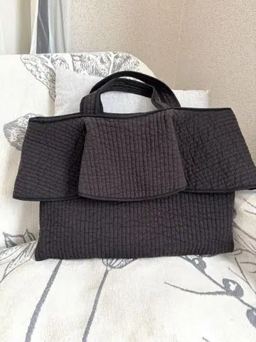프릴 누비백 블랙