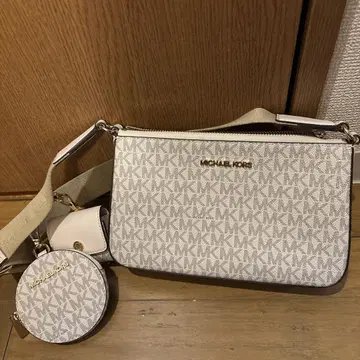 MICHAEL KORS 숄더백 코인 케이스 포함