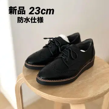 새상품! 방수 기능 레이스업 슈즈